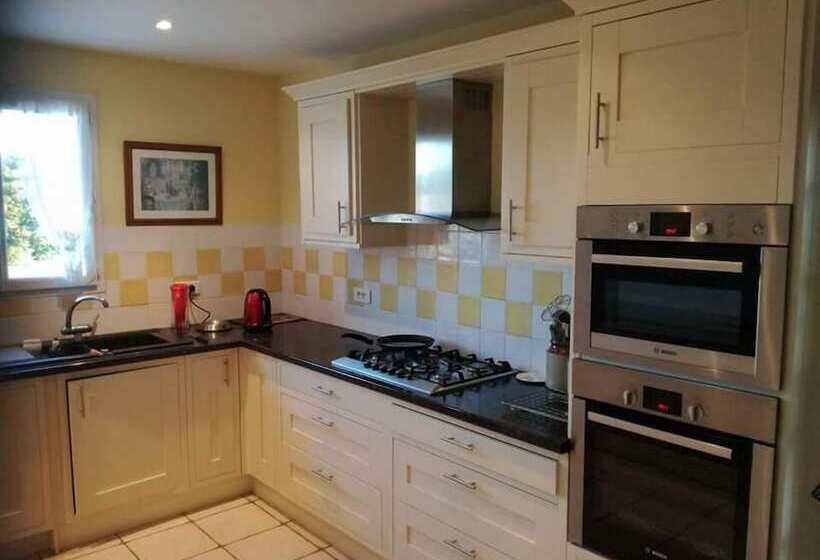 펜션 Brigitte Room