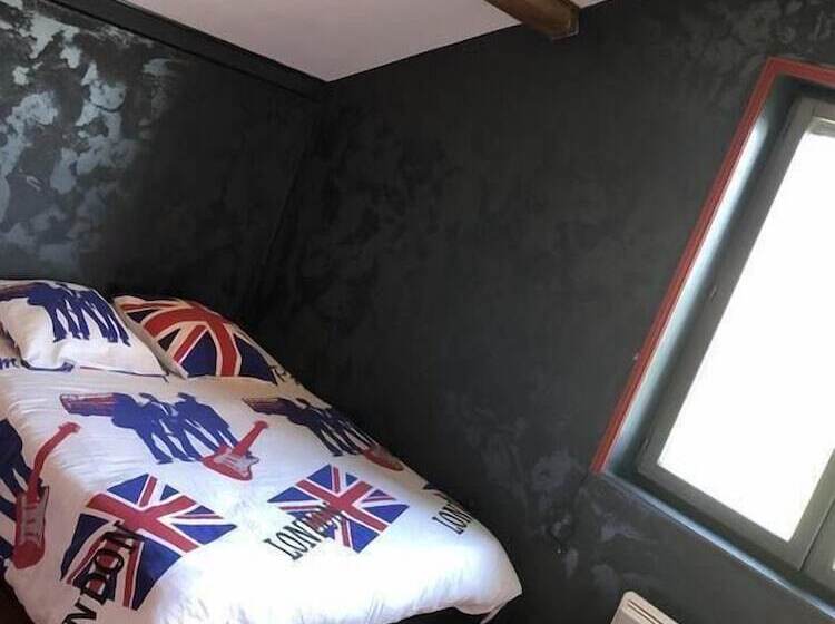 פנסיון Chambres Des Arrys