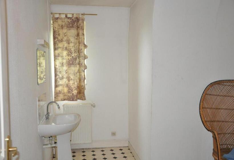 פנסיון Château De La Croix Bizet