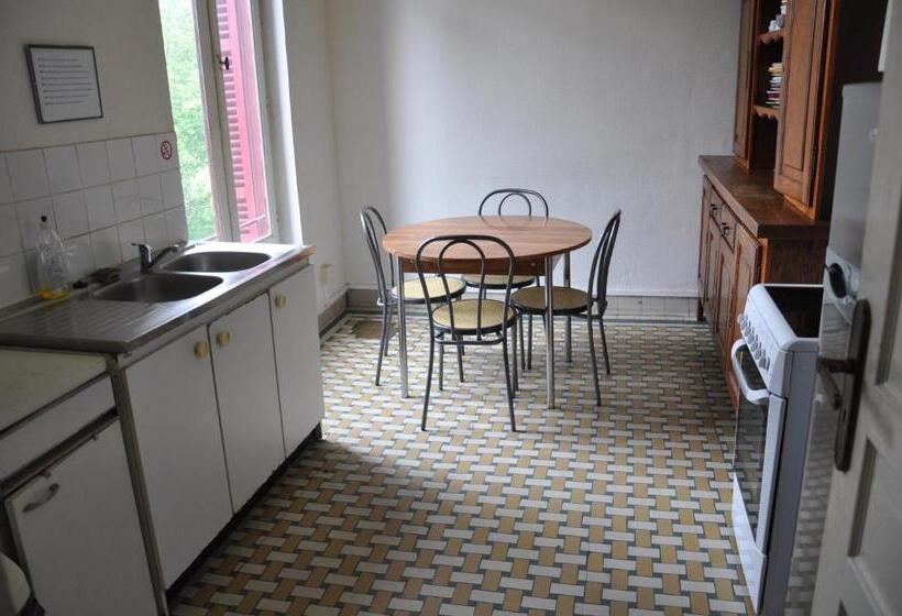 פנסיון Château De La Croix Bizet