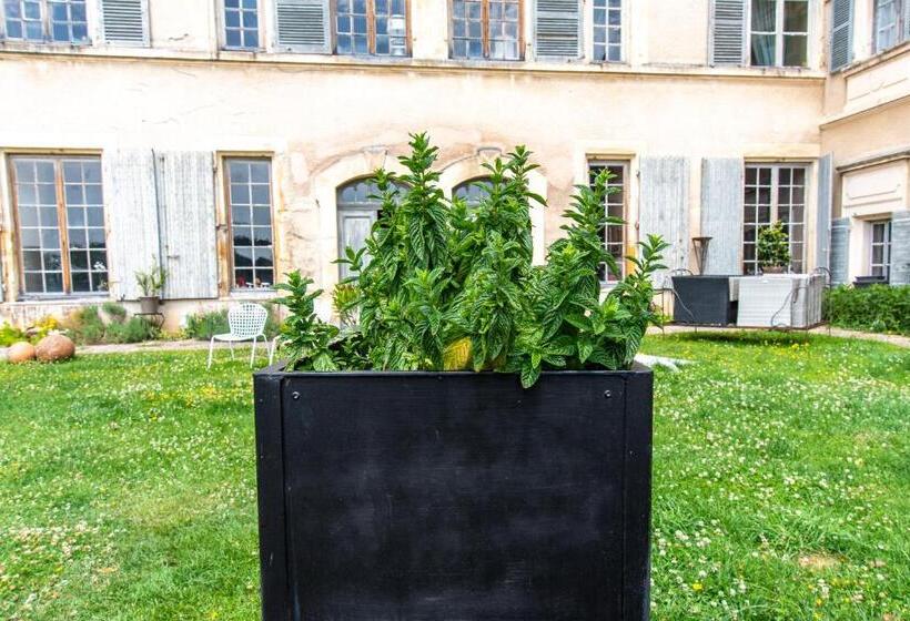 ペンション Château De Pramenoux