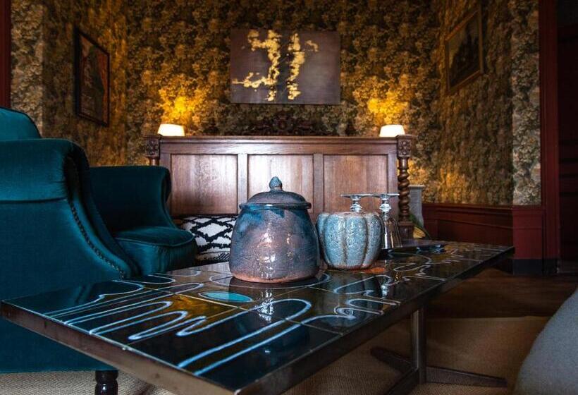 ペンション Château De Pramenoux