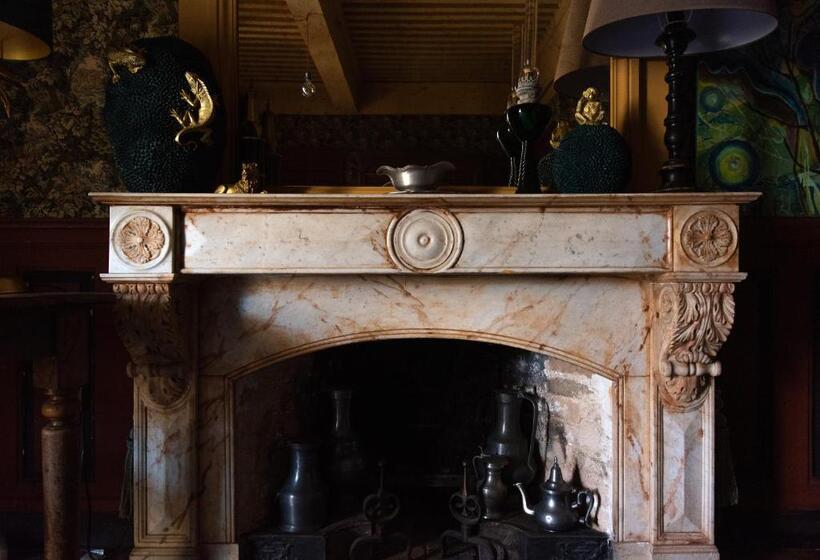 ペンション Château De Pramenoux