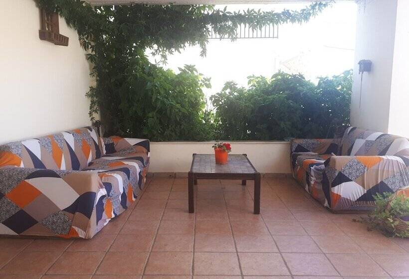 膳宿费 Galotel Agnoudas Near The Airport