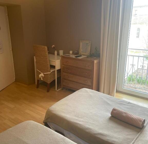 Пансион Gîte:sur Le Chemin