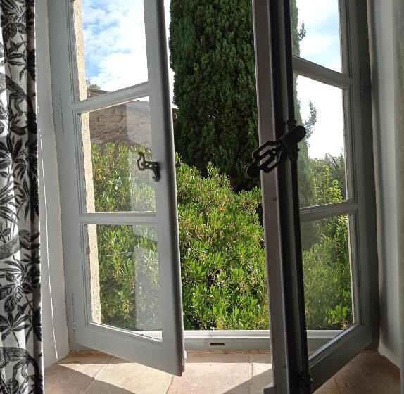 بنسيون La Bastide De Boisset