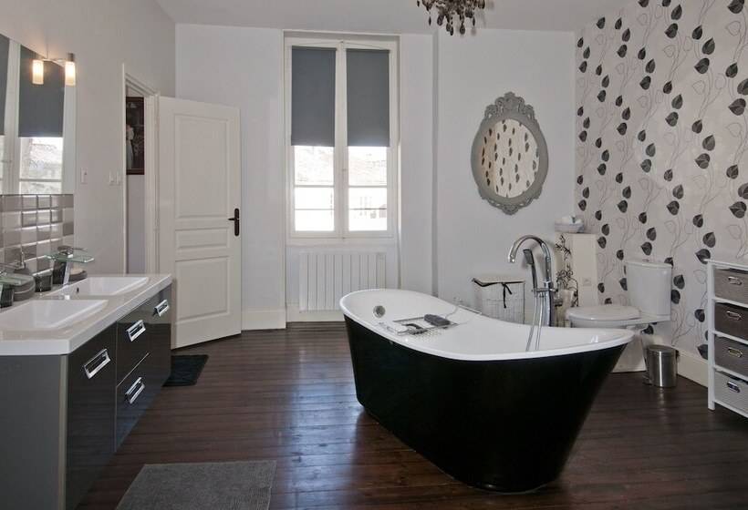 بنسيون La Grande Maison Allemans