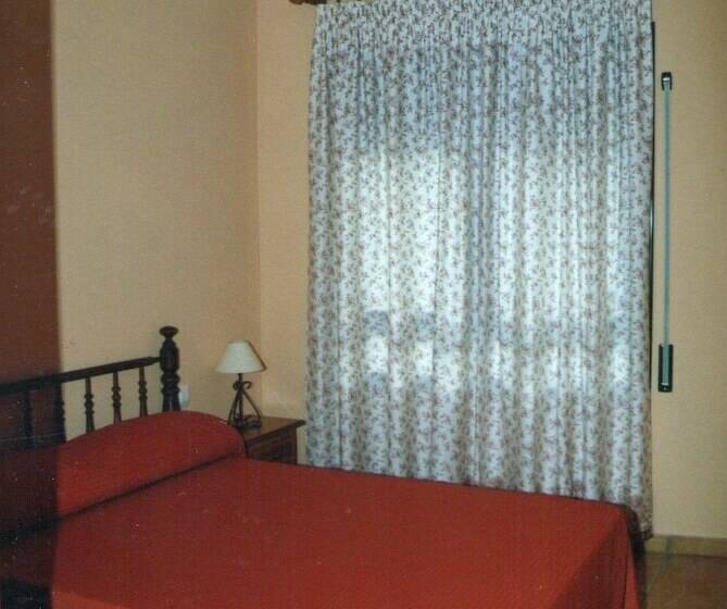 بنسيون Los Trulls D´auligué