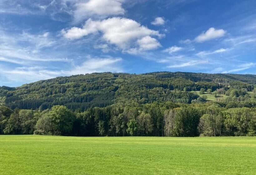 منتجع Les Cimes Du Léman