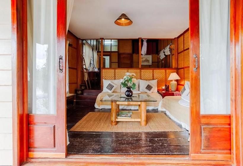 Sinouk Coffee Resort