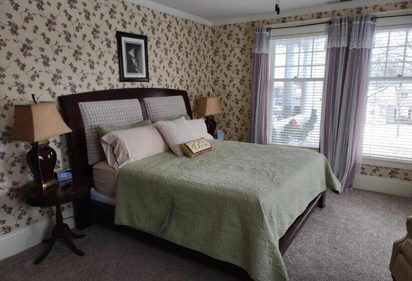 The Nordic Pineapple Bed And Breakfast