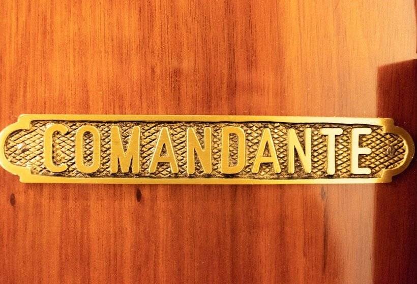 ático Con 2 Terrazas, 25m2 Cada Una By Urban Hosts