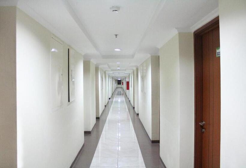 ユースホステル Oyo 266 Margonda Residence 5