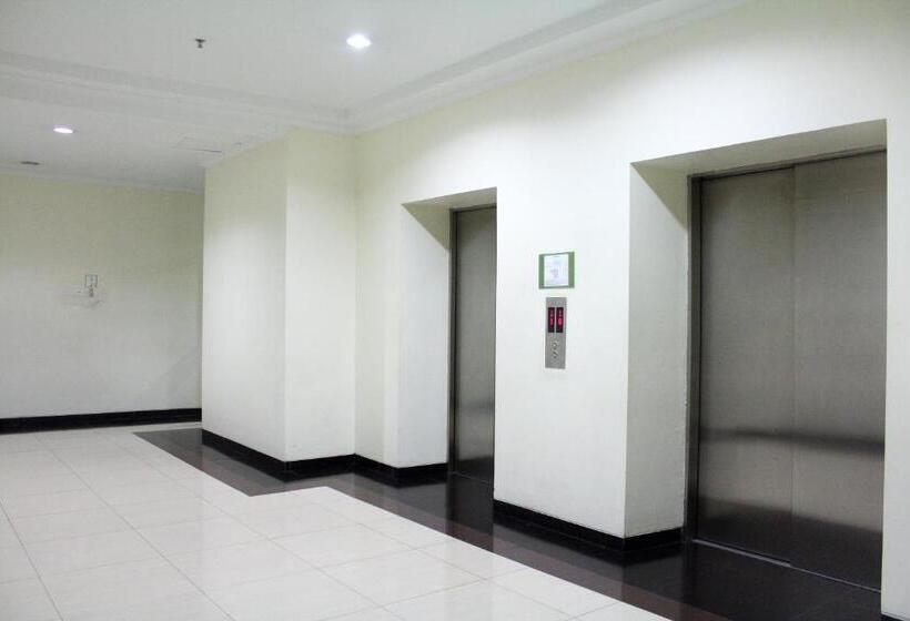 ユースホステル Oyo 266 Margonda Residence 5