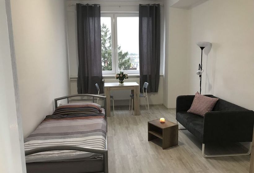 旅馆 Ubytovňa šamorín