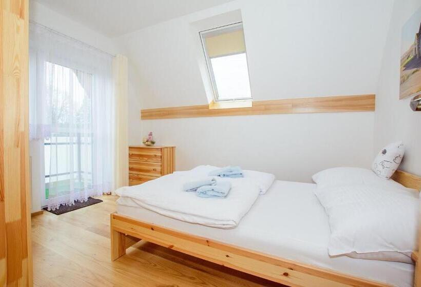 Apartamenty Toporowe Domki