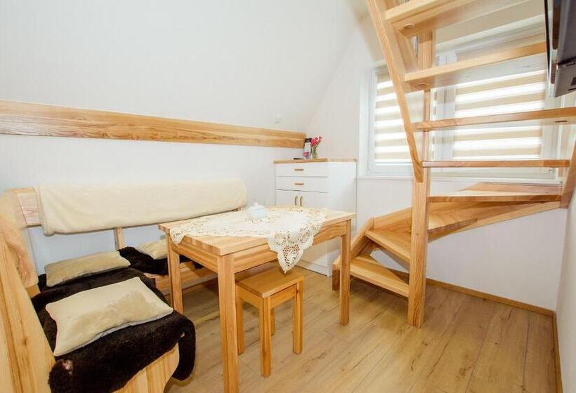 Apartamenty Toporowe Domki