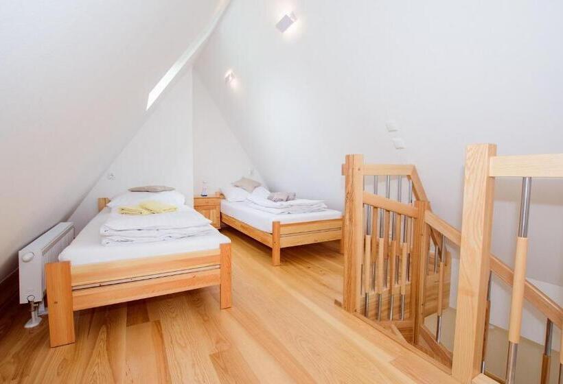 Apartamenty Toporowe Domki