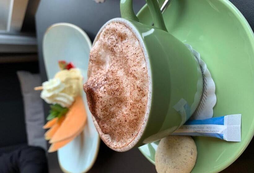 Ascott Hotel & Restaurant