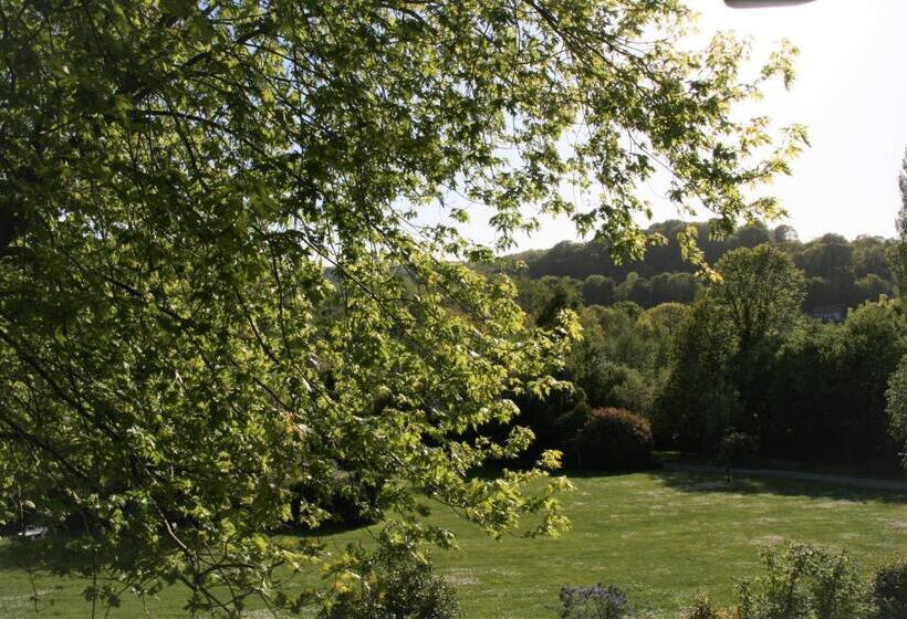 Bed and Breakfast Beauchamps Maison D'hotes