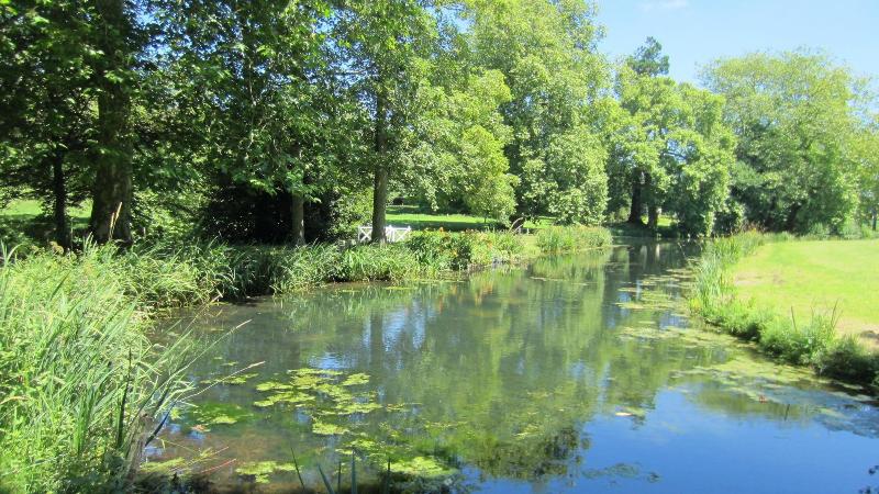 צימר Château De Boucéel   Mont Saint Michel