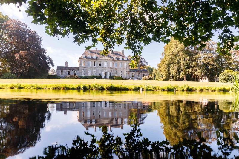 צימר Château De Boucéel   Mont Saint Michel