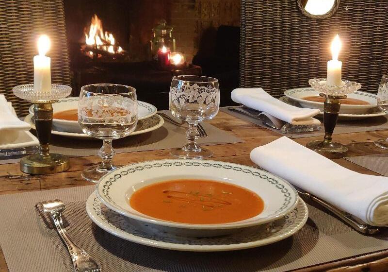 צימר Château De Boucéel   Mont Saint Michel