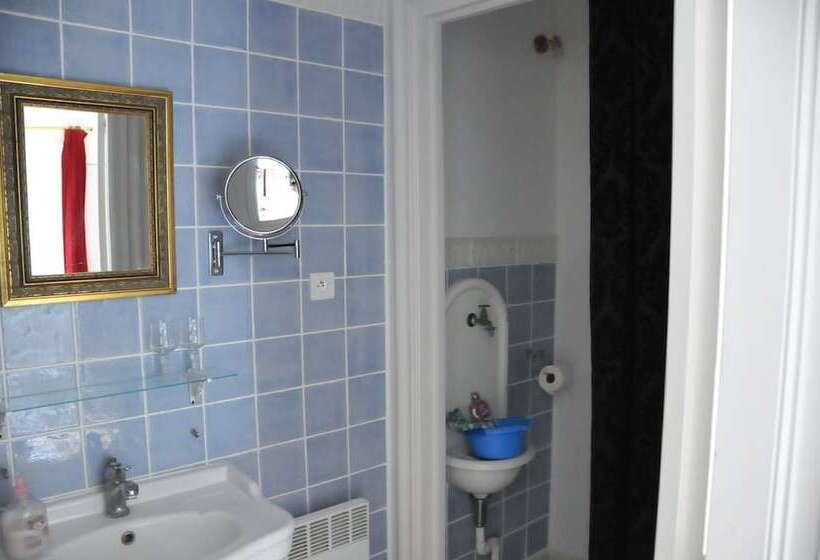 민박 Château De La Chaussée