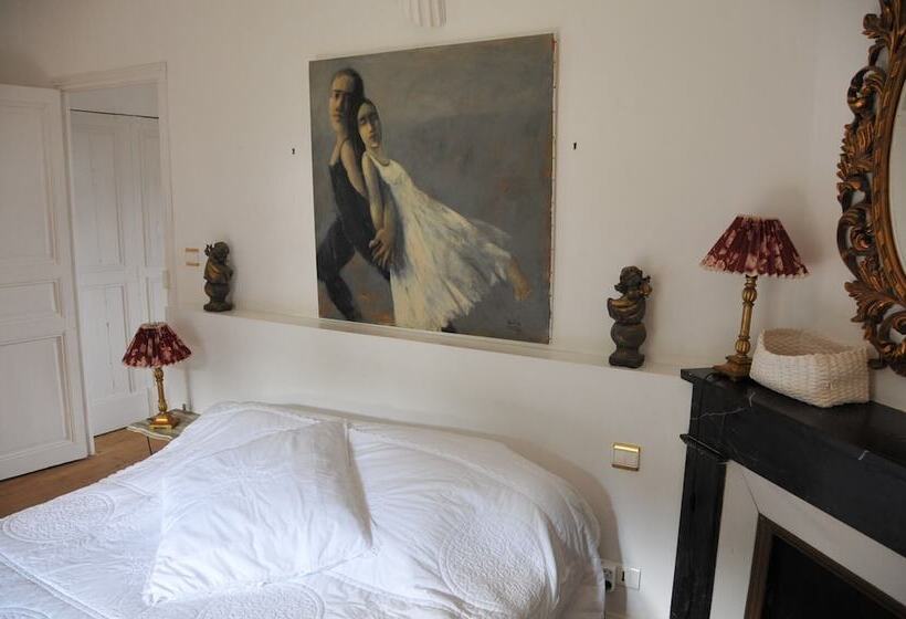 민박 Château De La Chaussée