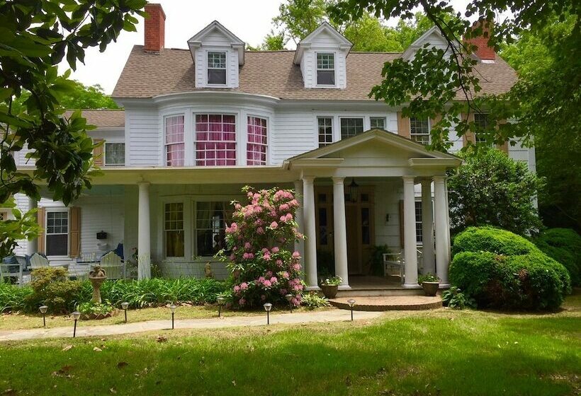 Governor S Bed And Breakfast