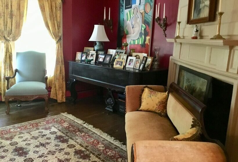 Governor S Bed And Breakfast