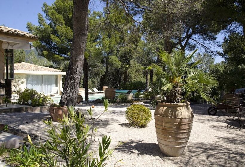 住宿加早餐  L’éléphant De Vaugines