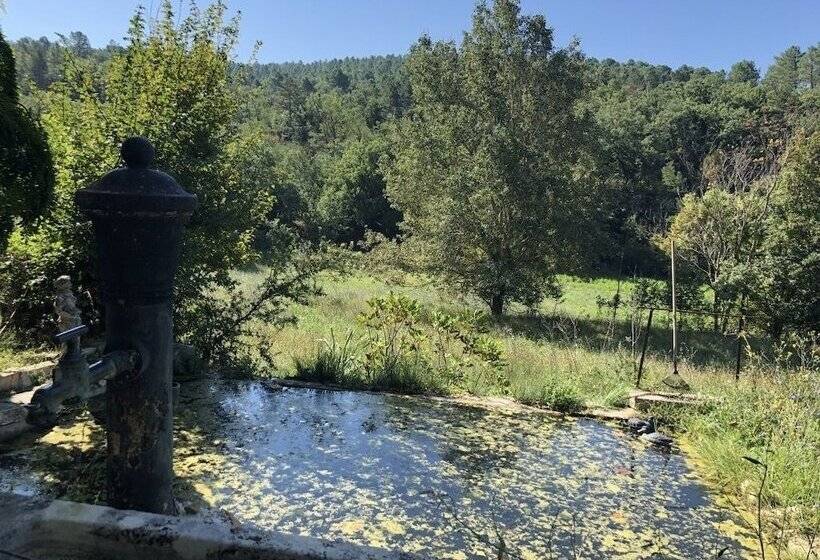 ベッドアンドブレックファースト Parenthèse En Luberon