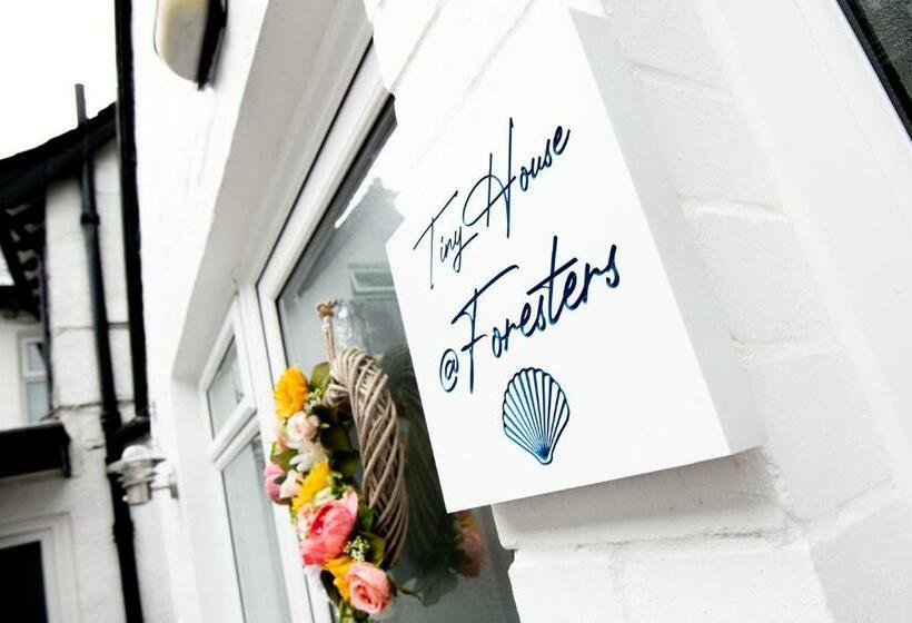 مبيت وإفطار The Foresters Guest House