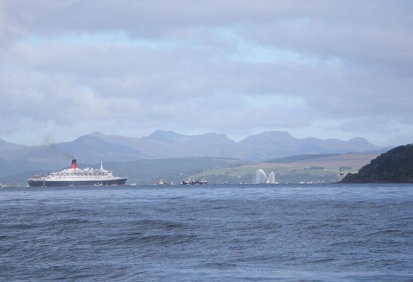 مبيت وإفطار The Foresters Guest House