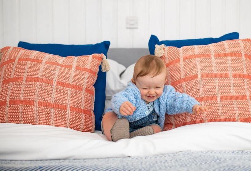 مبيت وإفطار The Foresters Guest House