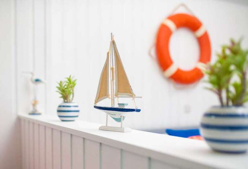 مبيت وإفطار The Foresters Guest House