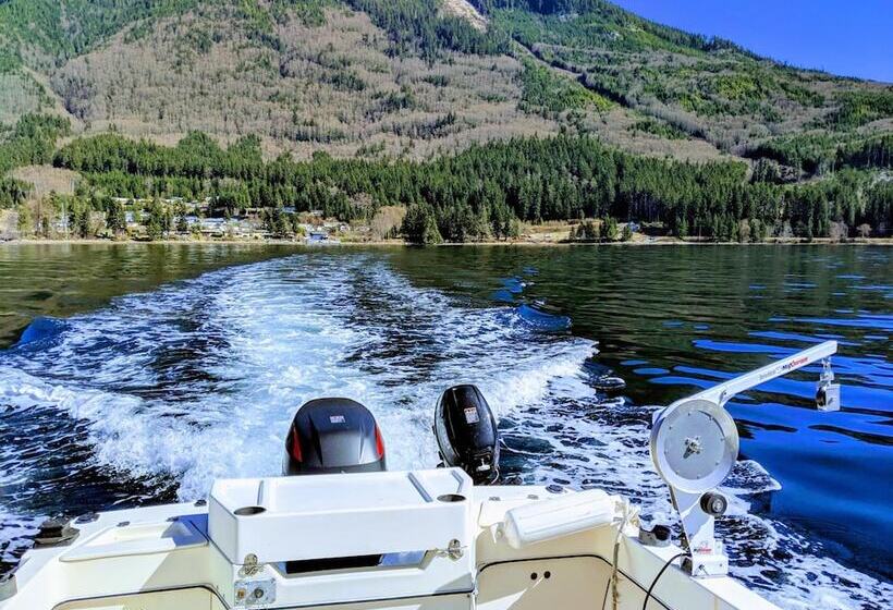 Bed and Breakfast Frigon Suite  Waterfront