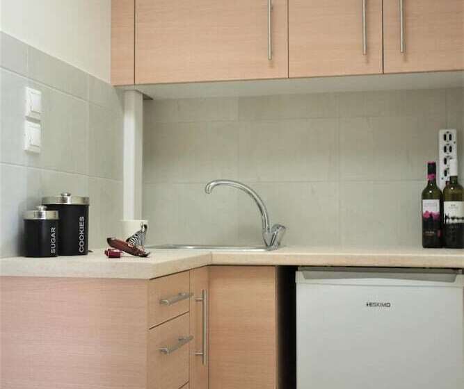 Gk Airport Suites   Free Shuttle