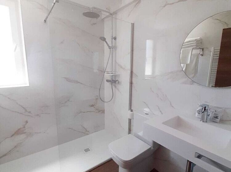 فندق فئة نجمة واحدة La Terraza