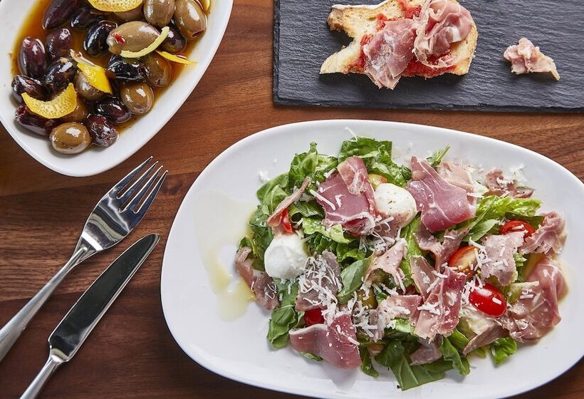 Ac Hotel By Marriott Cleveland Beachwood