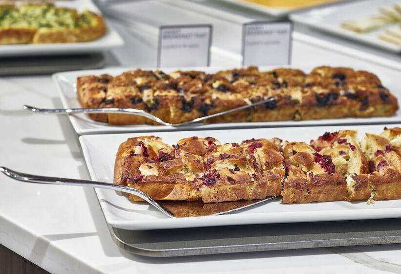 Ac Hotel By Marriott Cleveland Beachwood