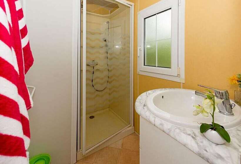 בית מלון כפרי Le Clos De Barbey