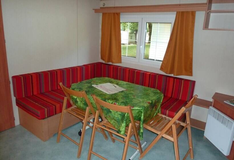 בית מלון כפרי Camping Le Lanfonnet