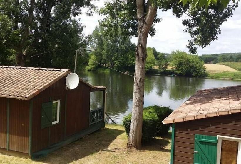 בית מלון כפרי Camping Les Bo Bains