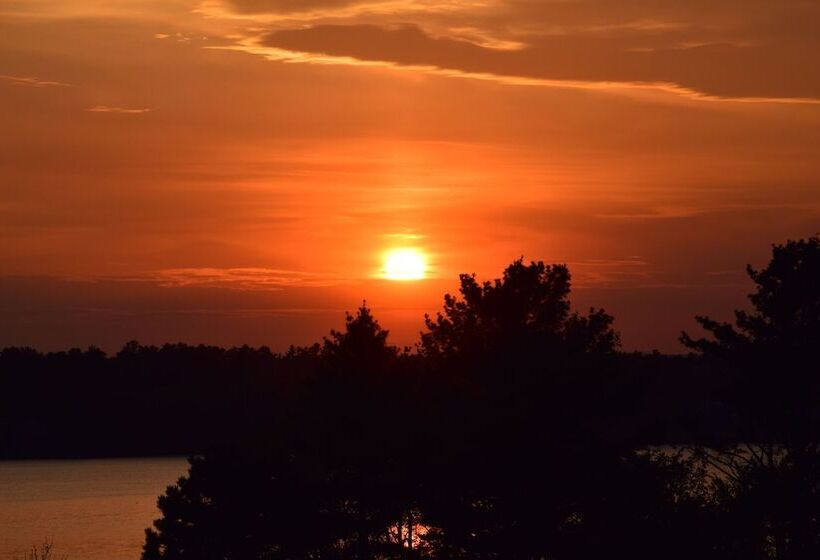 酒店 Chebeague Island Inn