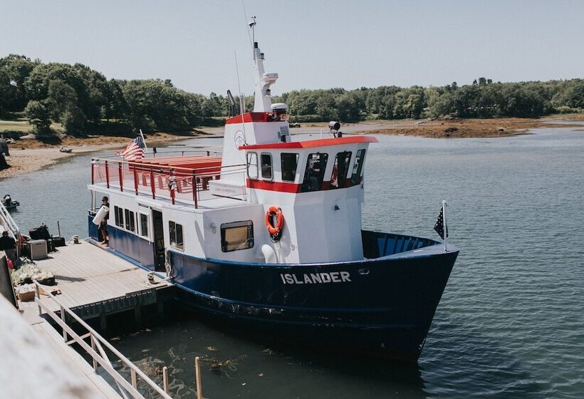 Отель Chebeague Island Inn