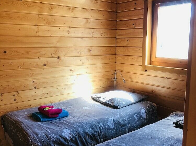 فندق Camping, Hôtel De Plein Air Les Cariamas