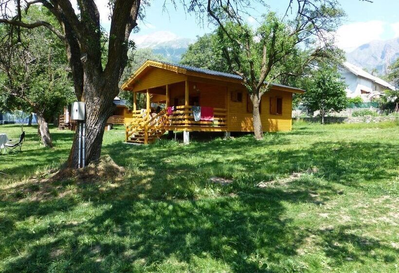 فندق Camping, Hôtel De Plein Air Les Cariamas