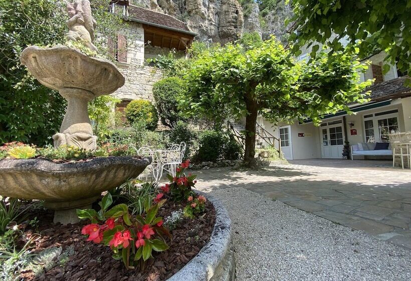 Отель Logis Hôtels   Hôtel Restaurant Domaine Les Falaises